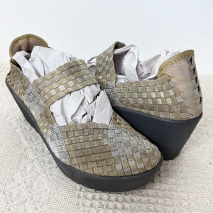 Steven Brice Wedge Size 7 Silver Gold Mary Jane Comfort Shoes Steve Madden